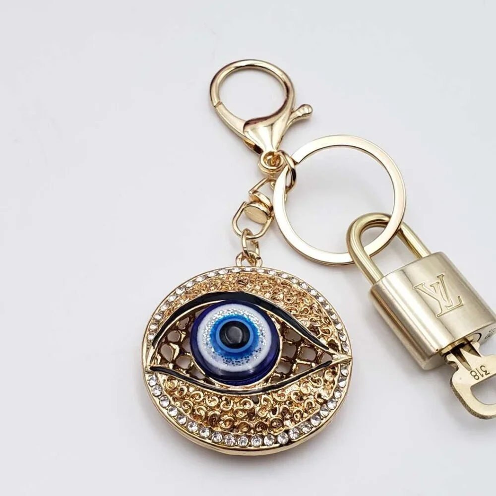 LV Authentic Gold Padlock 🔒 Key Set w/ Unbranded Evil Eye Keychain Charm